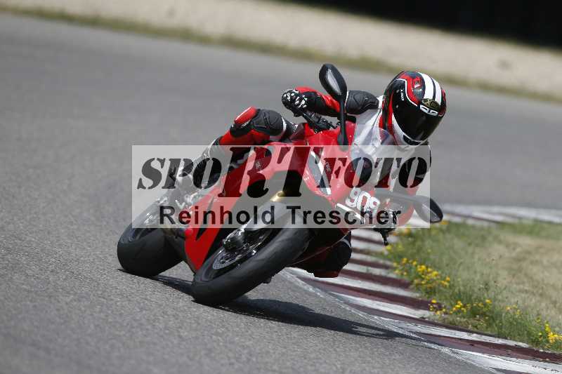 /21 17.06.2026  Ducati Schweiz Track Warmup ADR/Gruppe blau/909